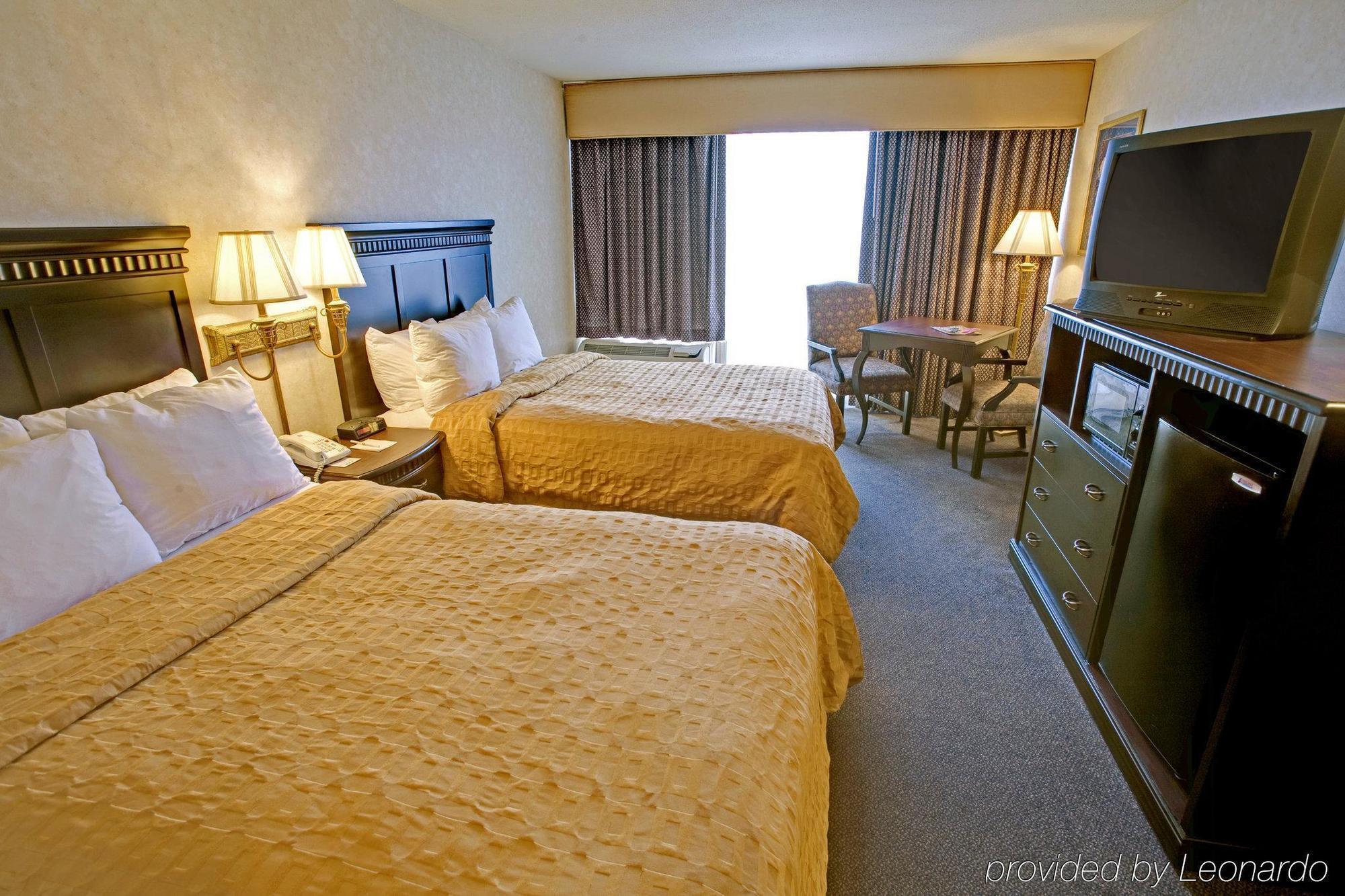 Quality Inn Near Hampton Coliseum Стая снимка
