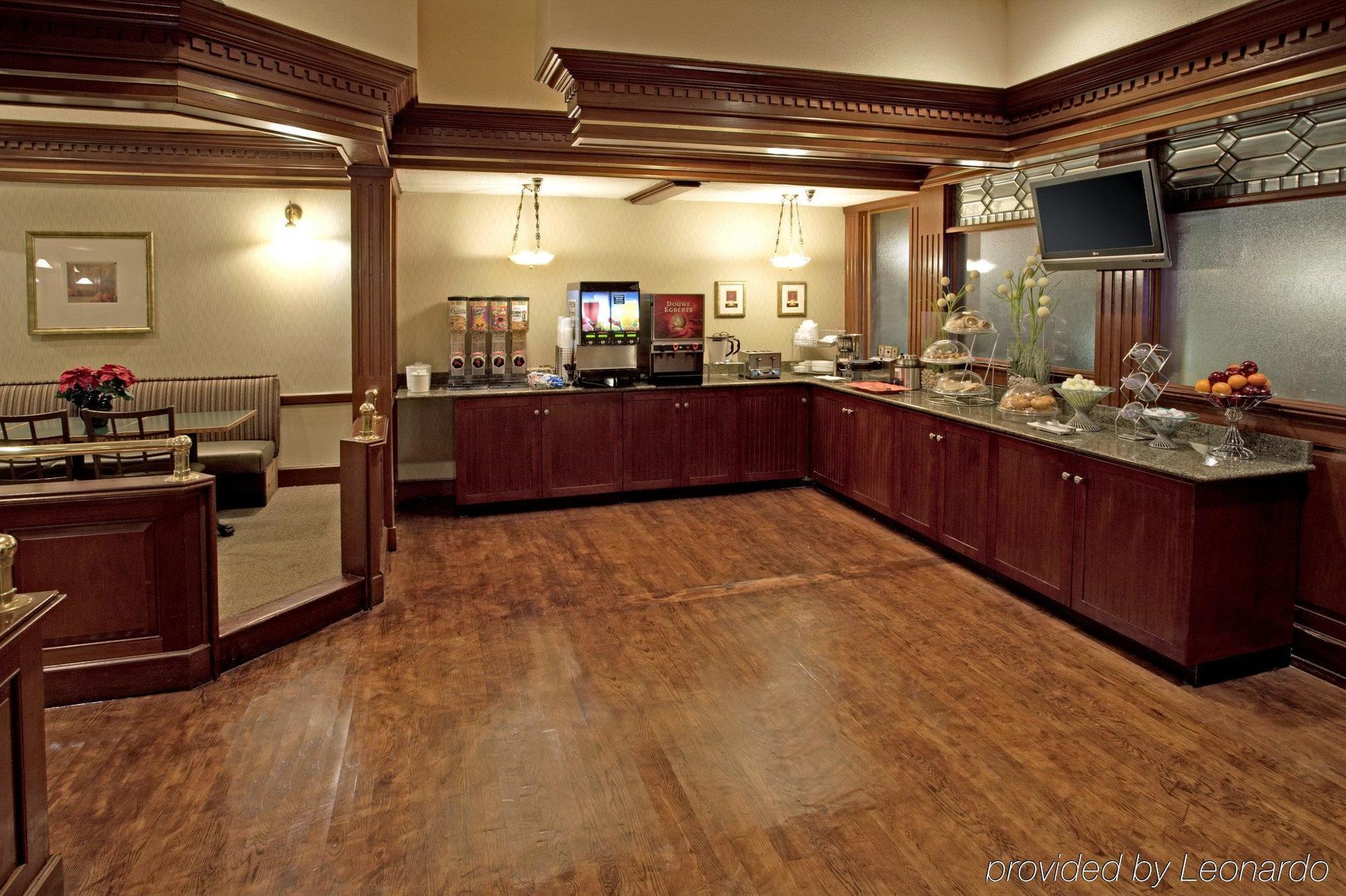 Quality Inn Near Hampton Coliseum Ресторант снимка