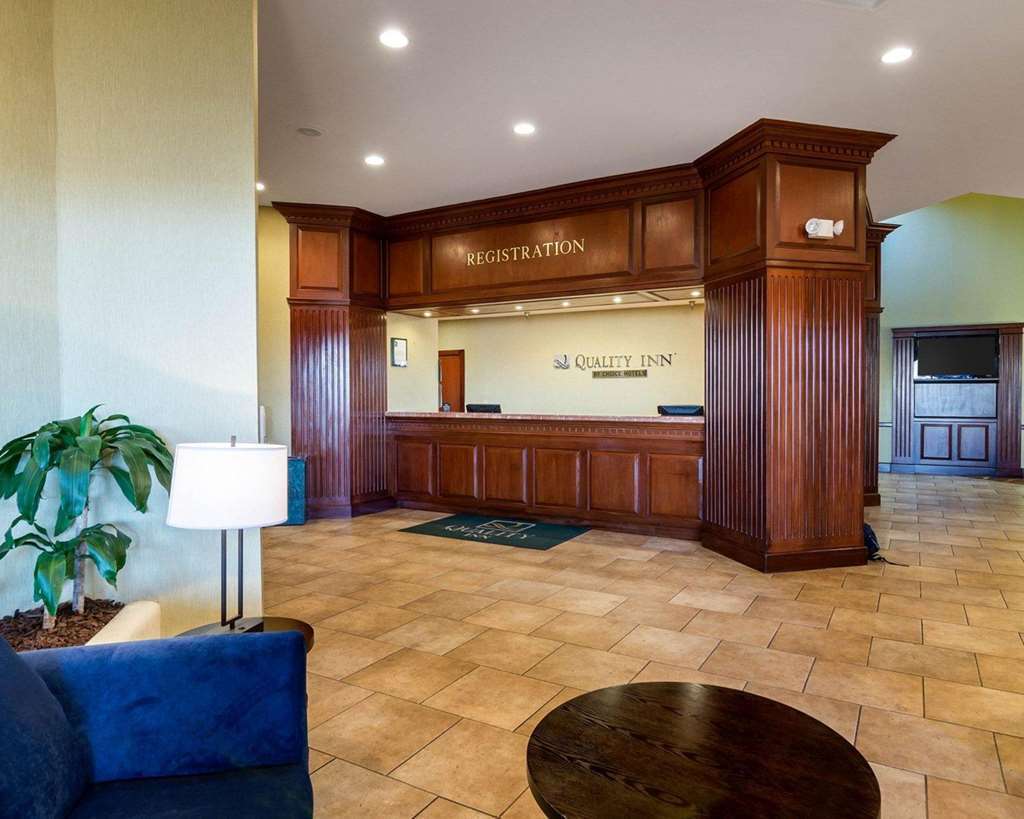 Quality Inn Near Hampton Coliseum Интериор снимка
