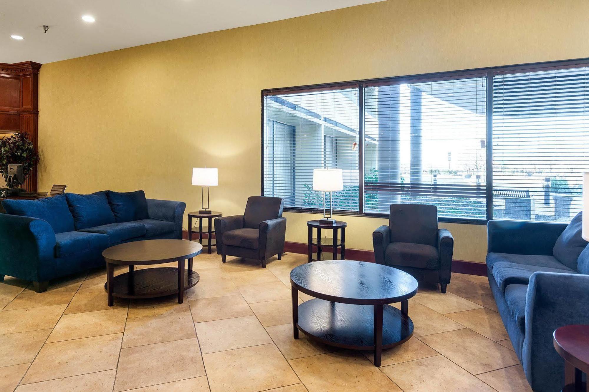 Quality Inn Near Hampton Coliseum Екстериор снимка