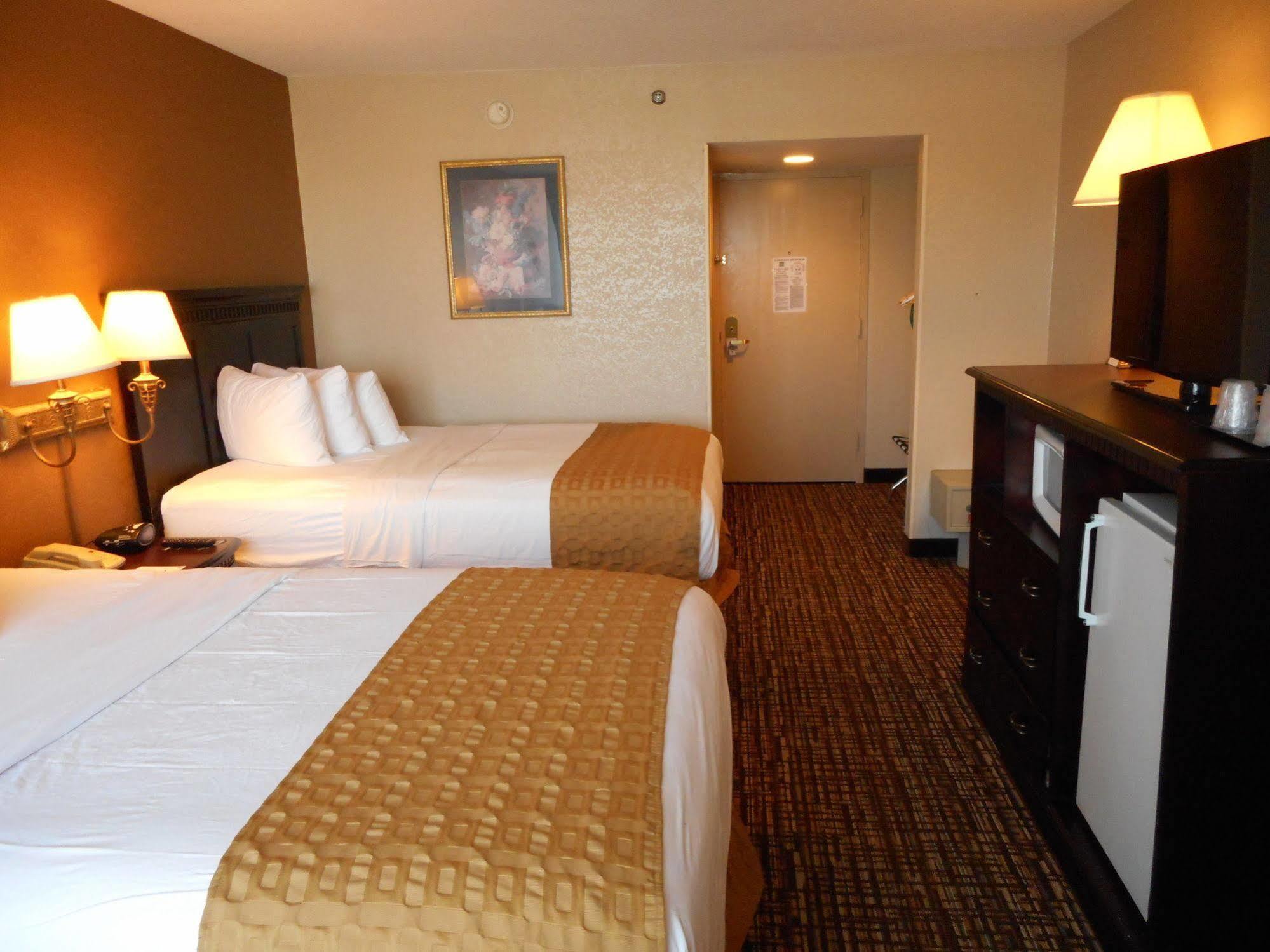 Quality Inn Near Hampton Coliseum Екстериор снимка